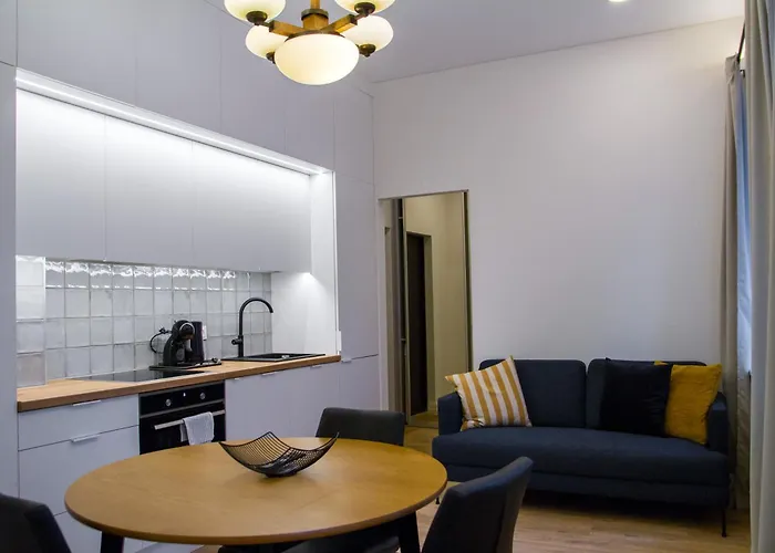 New & Stylish Old Town Apartment By Urban Rent