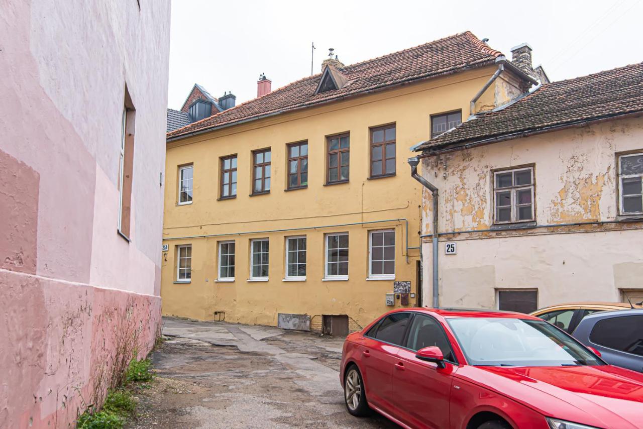 New & Stylish Old Town By Urban Rent VNO