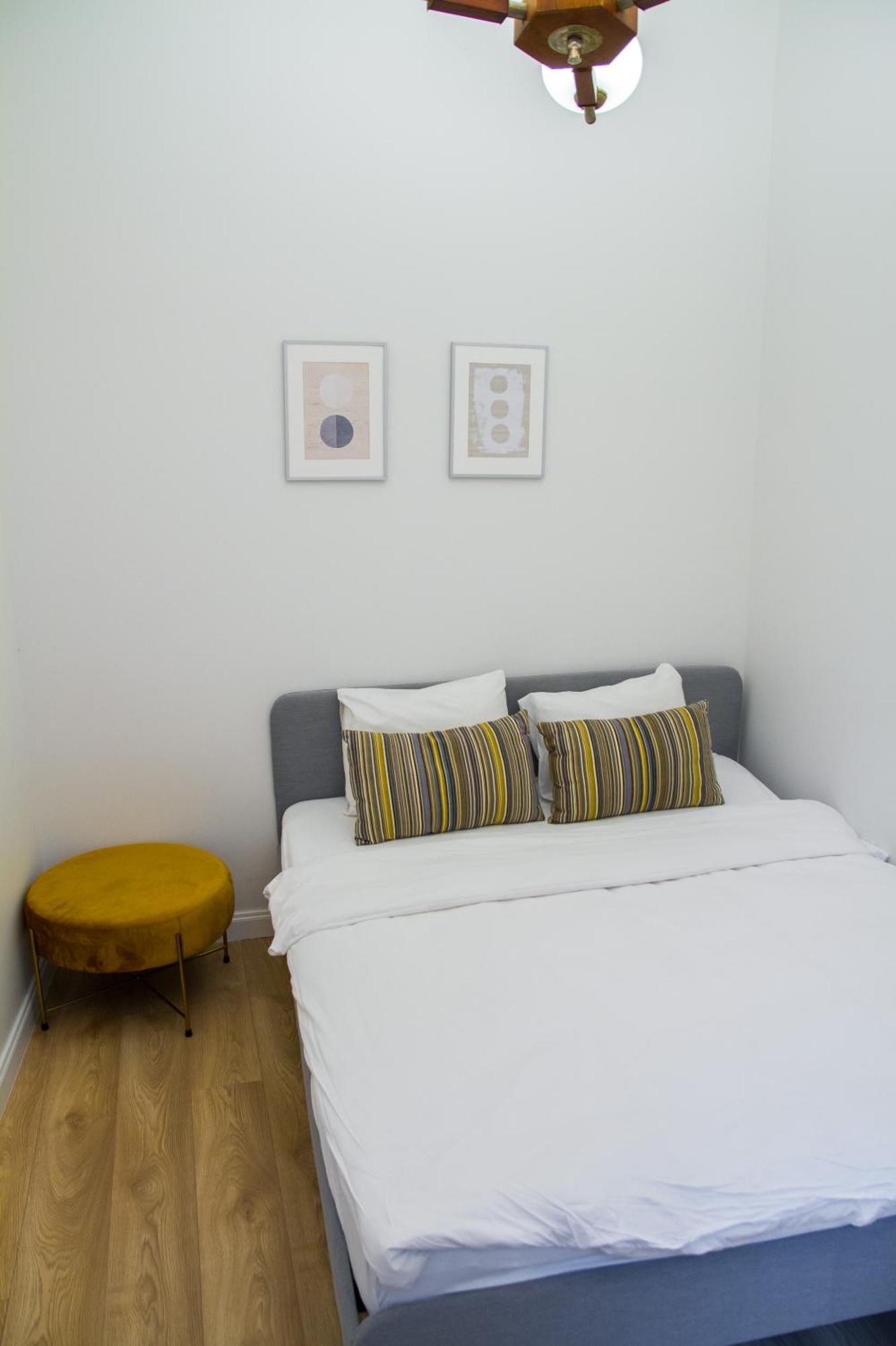 New & Stylish Old Town By Urban Rent Appartement